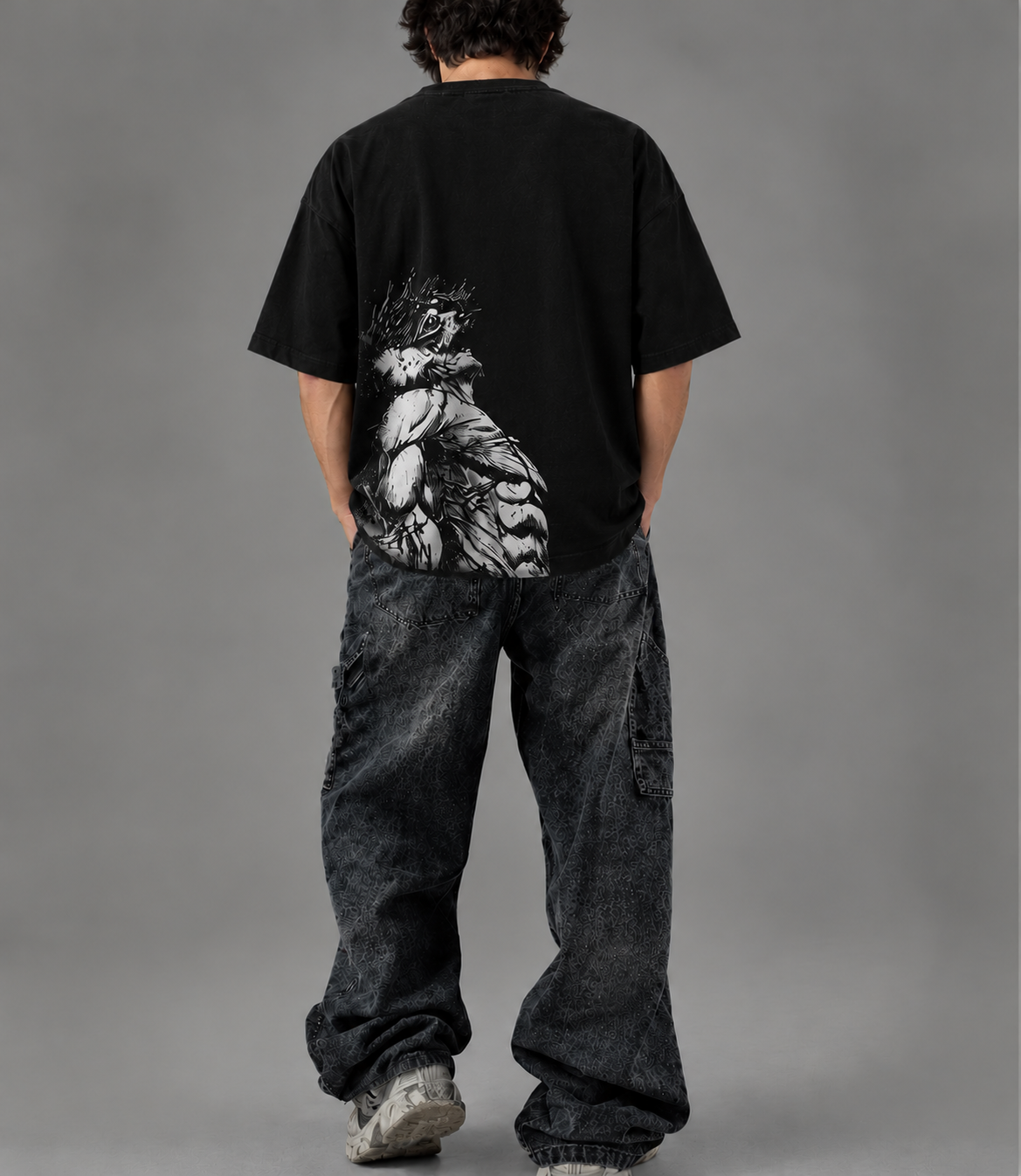 FOUNDING TITAN OVERSIZED TEE