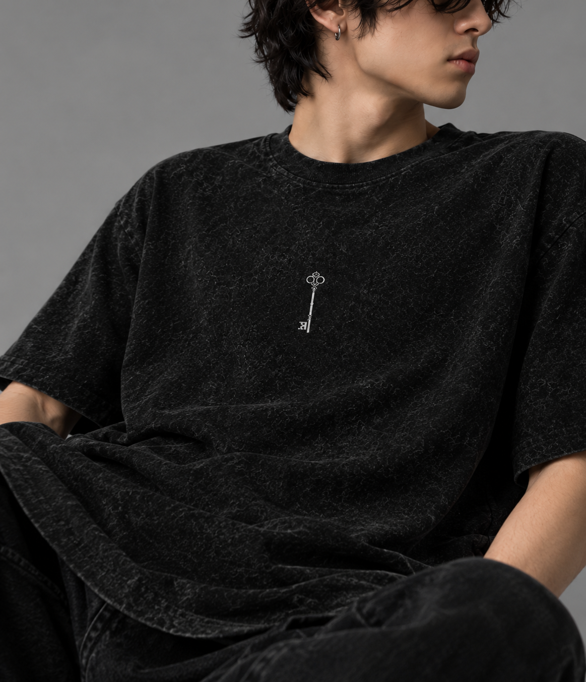 FOUNDING TITAN OVERSIZED TEE